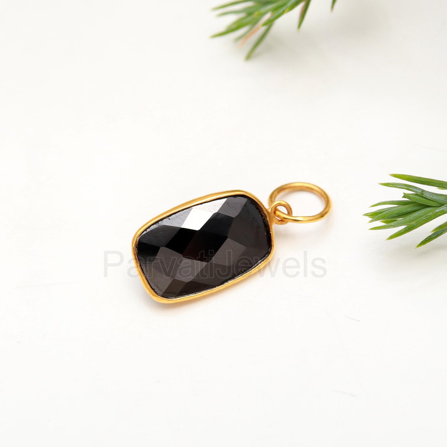 AA Black Spinal Charm, 18k Solid Gold Charm, Natural Black Spinal Charm, Gold Pendant, Charm Pendant, Charm Necklace, Handmade Gold Charm