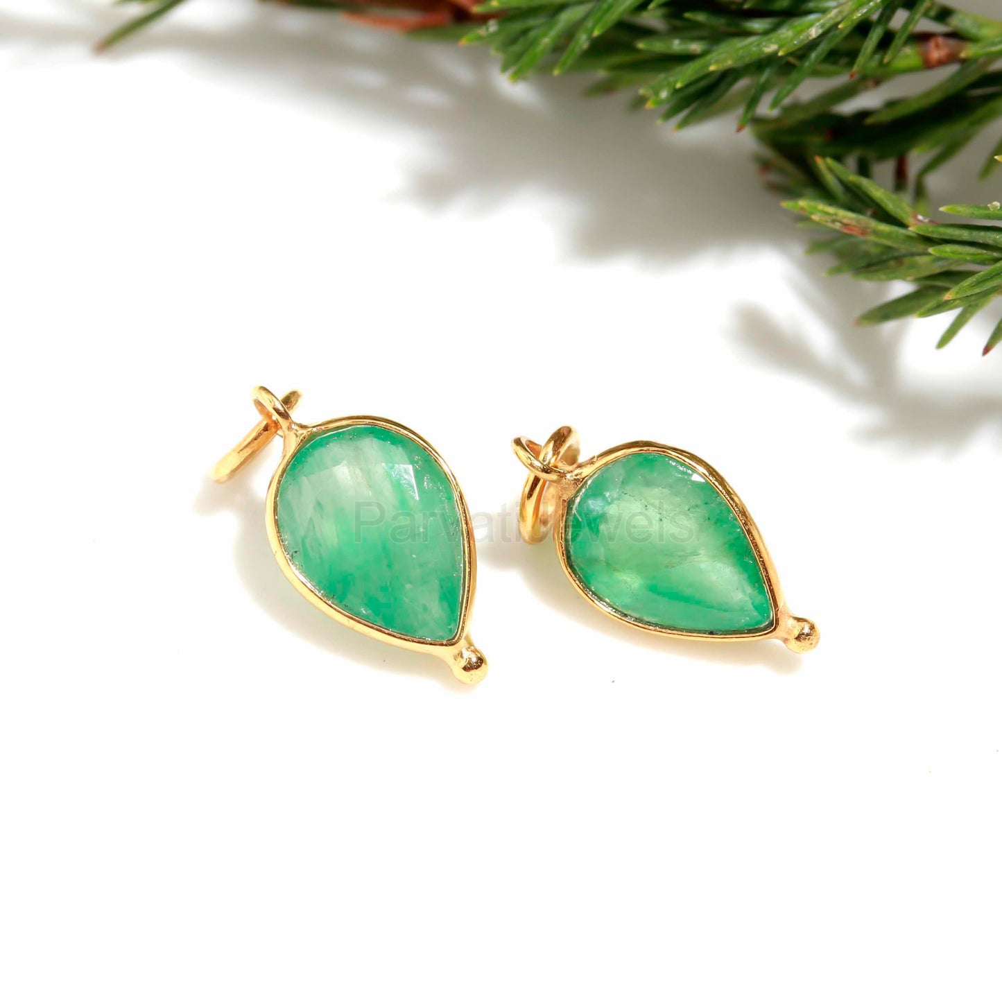 Natural Emerald Charm, 18k Solid Gold Charm, Gold Charm, Emerald Pear Charm, Gold Charm Pendant, Charm Necklace, Handmade Gold Charm Pendant