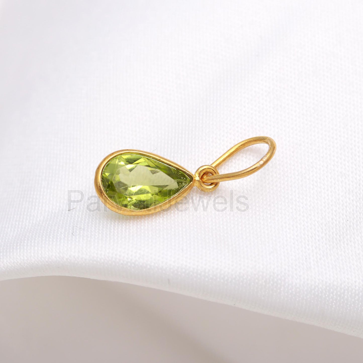 Natural Peridot Charm, 18k Solid Gold Charm, Natural Peridot Charm, Gold Charm, Handmade Gold Charm, Peridot Charm Pendant, Charm Necklace