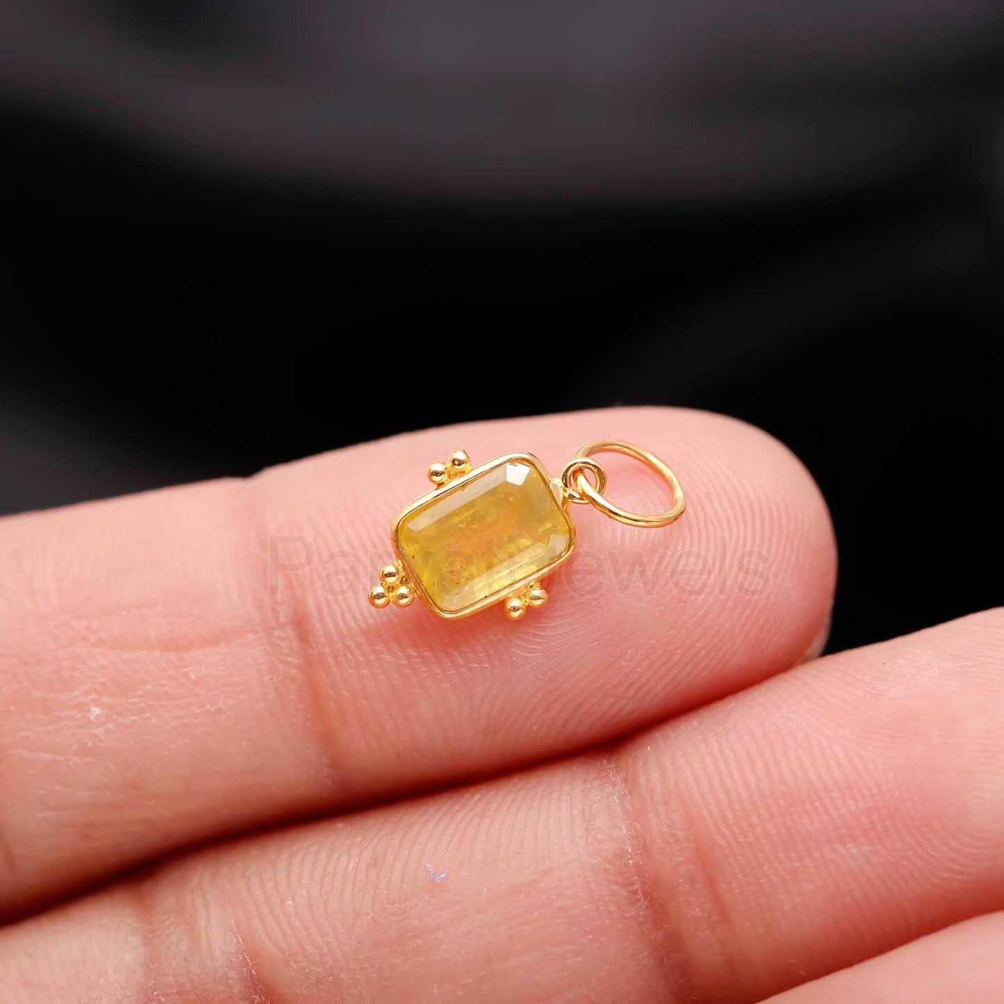 Natural Sapphire Charm, Solid 18k Gold Charm, Gold Charm Pendant, Yellow Sapphire Charm, Gold Charm Necklace, Handmade Gold Charm Pendant