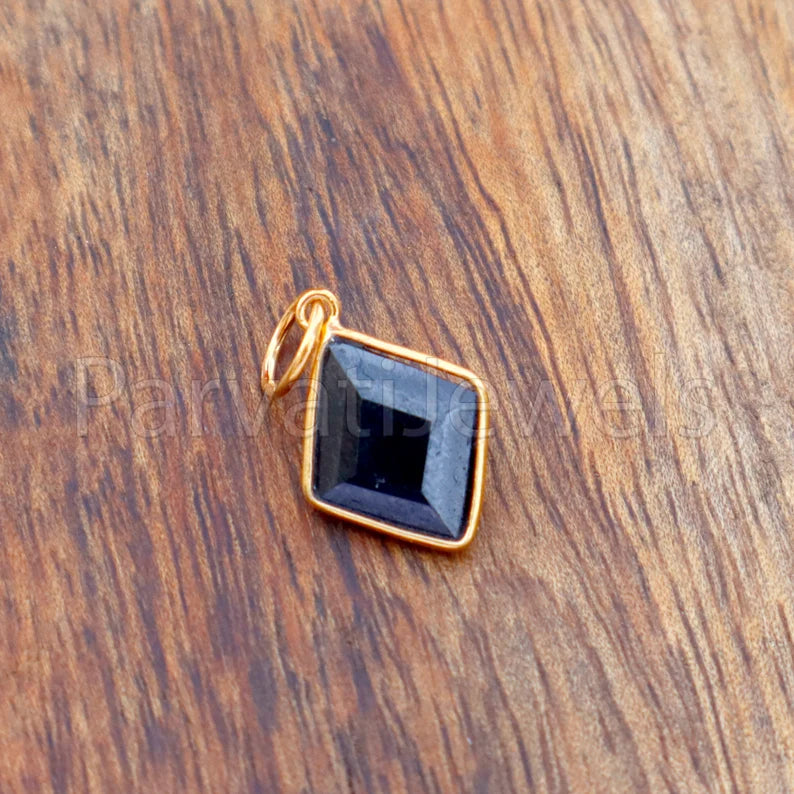 Black Onyx Charm, 18k Solid Gold Charm, Natural Black Onyx Charm, Gold Charm, Charm Pendant, Gold Charm Necklace, Handmade Gold Charm