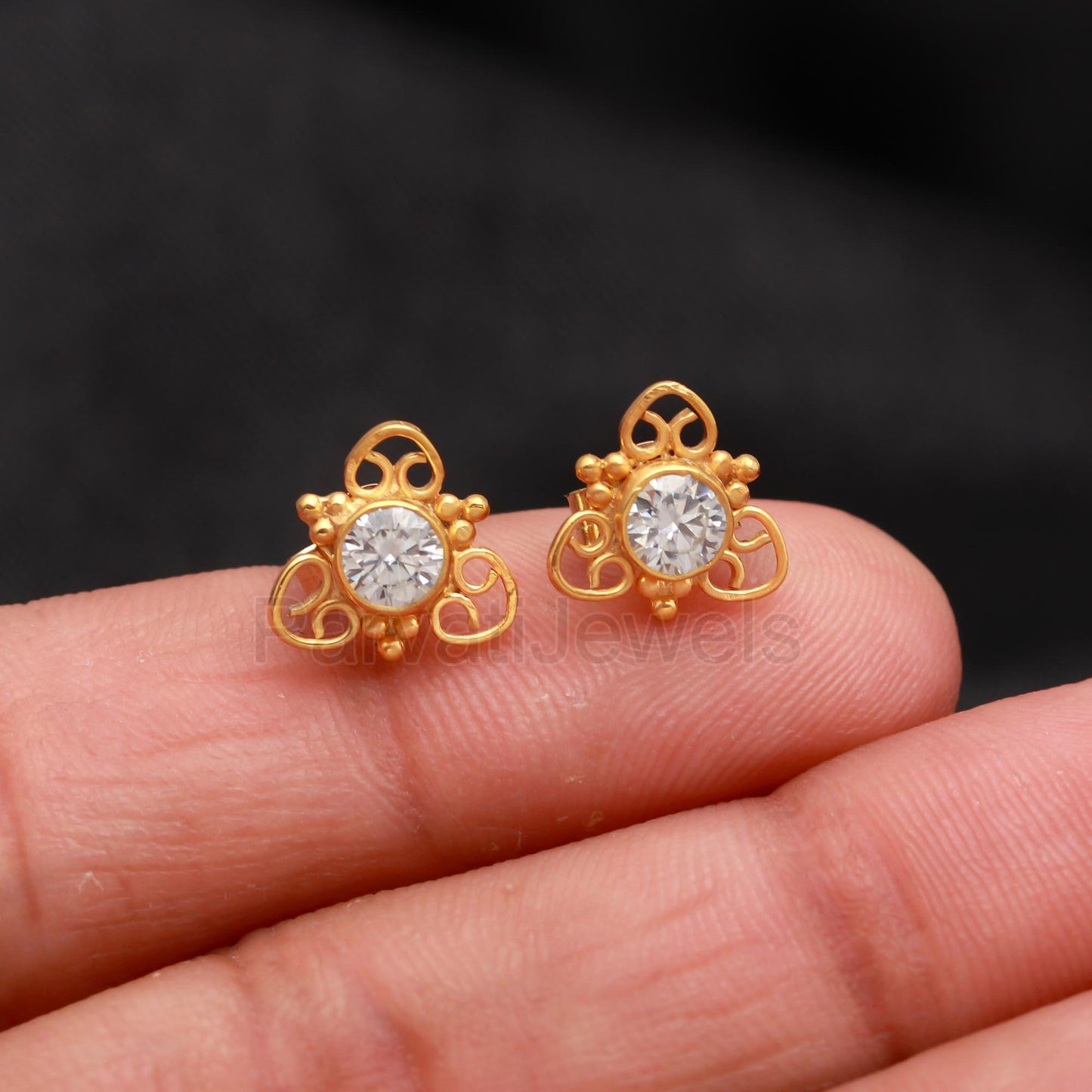 Natural Moissanite Earrings, Solid 14k Gold Stud Earrings, Gold Earring, Moissanite Stud Earrings, Handmade Gold Earrings, Partywear Earring