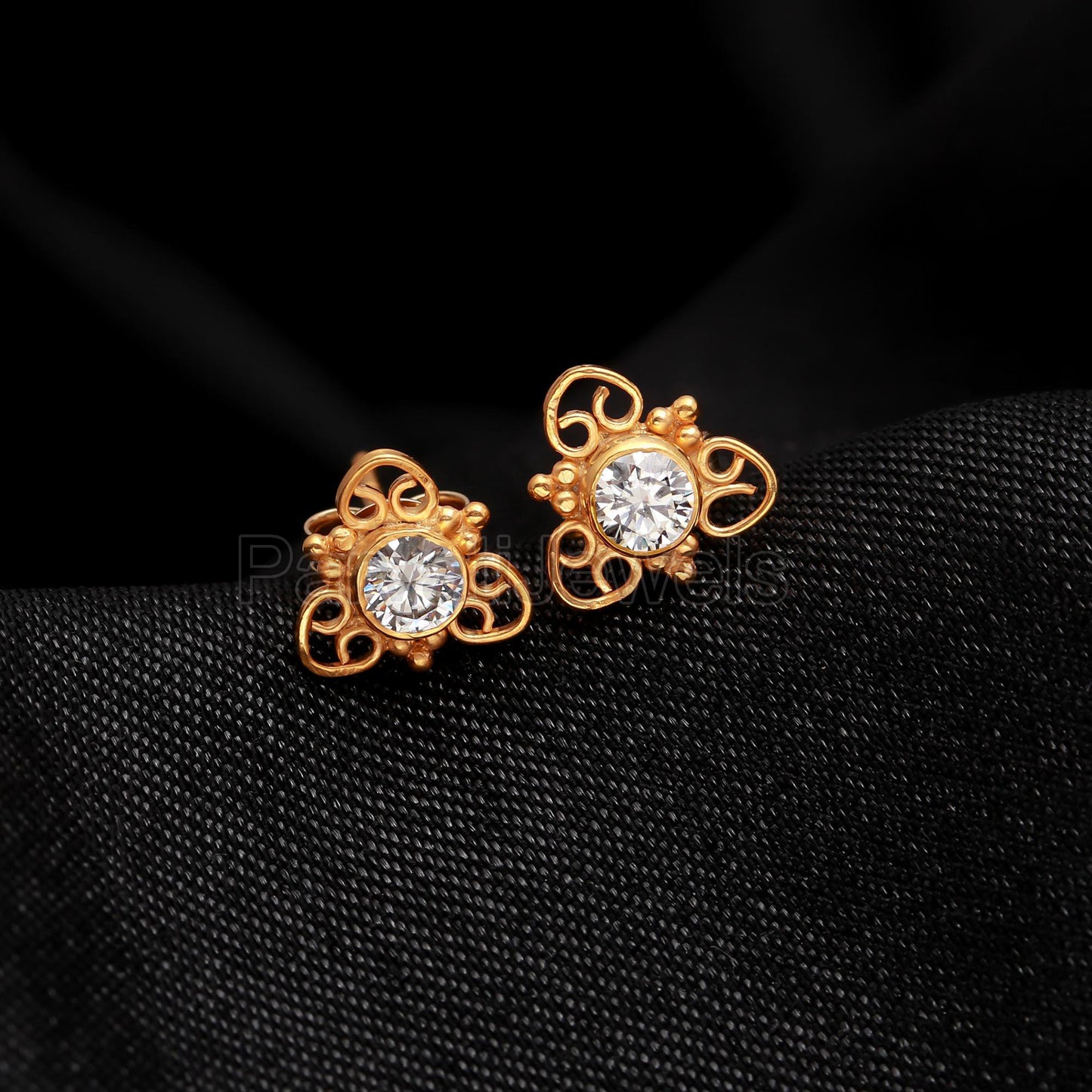 Natural Moissanite Earrings, Solid 14k Gold Stud Earrings, Gold Earring, Moissanite Stud Earrings, Handmade Gold Earrings, Partywear Earring