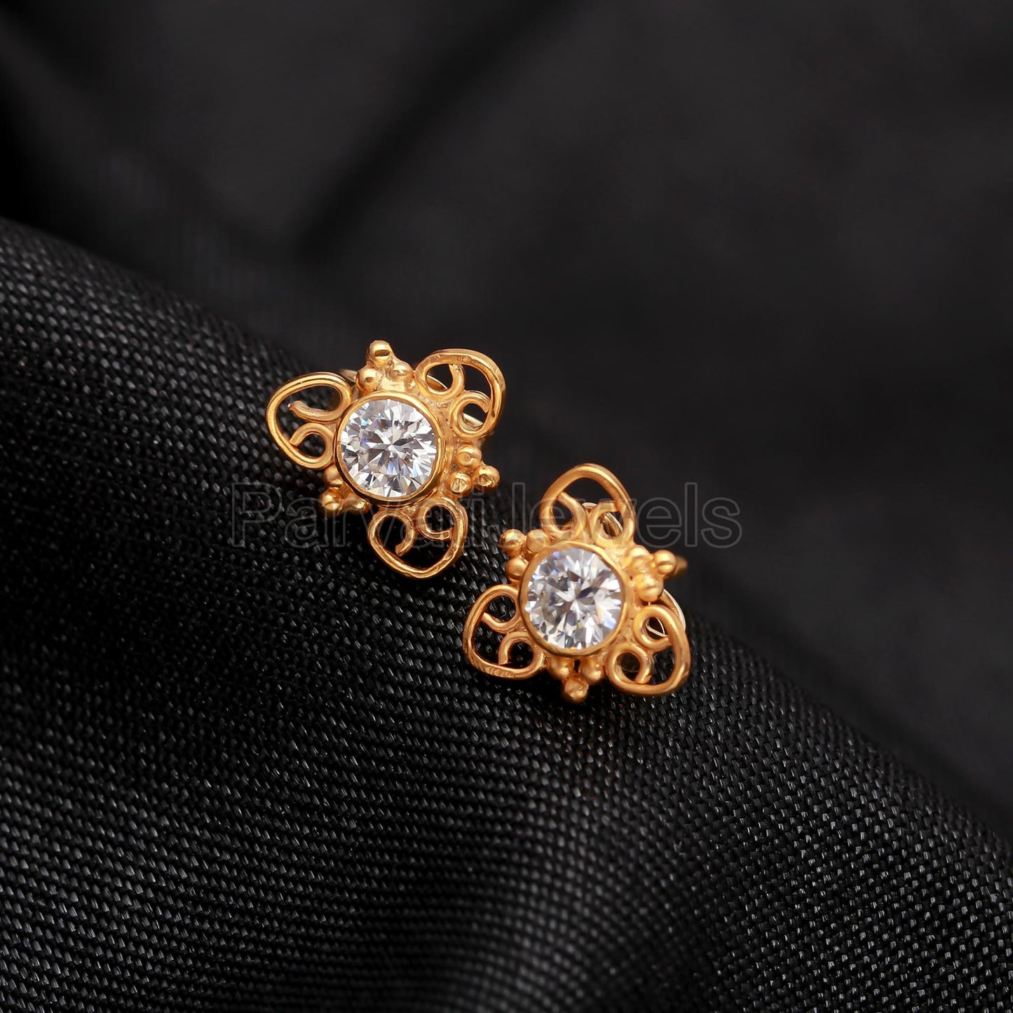 Natural Moissanite Earrings, Solid 14k Gold Stud Earrings, Gold Earring, Moissanite Stud Earrings, Handmade Gold Earrings, Partywear Earring