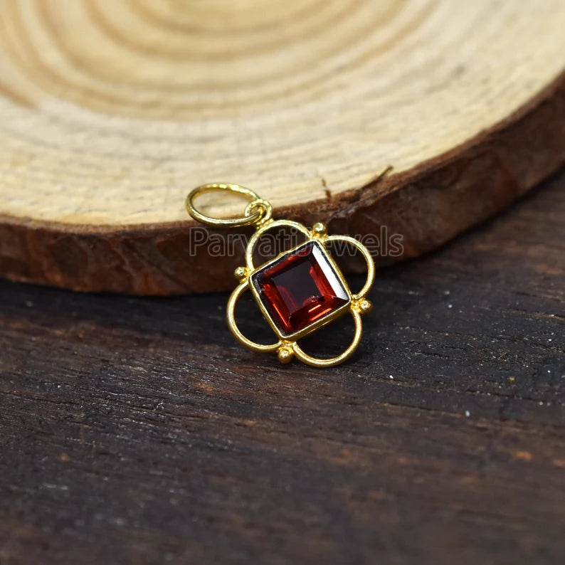 Natural Garnet Charm, 18k Solid Gold Charm, Natural Garnet Charm, Gold Charm, Charm Pendant, Charm Necklace, Handmade Gold Charm For Gifting