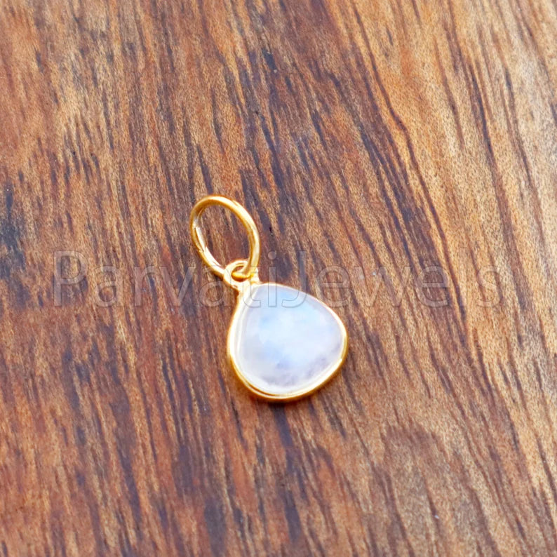 Natural Rainbow Moonstone Charm, 18k Solid Gold Charm, Blue Moonstone Charm, Gold Charm, Charm Pendant, Charm Necklace, Handmade Gold Charm