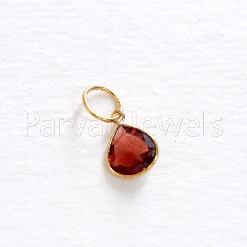 Garnet Charm, 18k Solid Gold Charm, Natural Garnet Charm, Gold Charm, Charm Pendant, Charm Necklace, Handmade Gold Charm