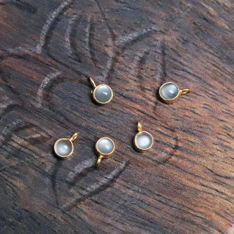Natural Gray Moonstone Gemstone Solid 18k Gold Charm, Gold Charm, Moonstone Charm Pendant, Charm pendant, Handmade Charm Pendant, Gift For her Charm