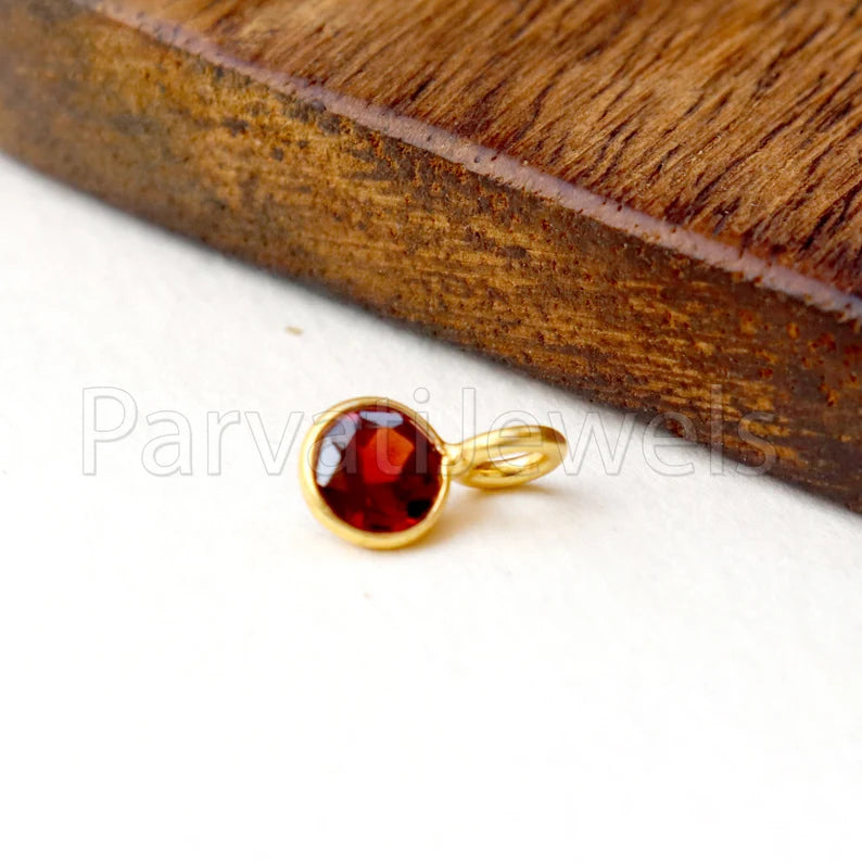 Natural Garnet Charm, 18k Solid Gold Charm, Natural Garnet Charm, Gold Charm, Charm Pendant, Charm Necklace, Handmade Gold Charm