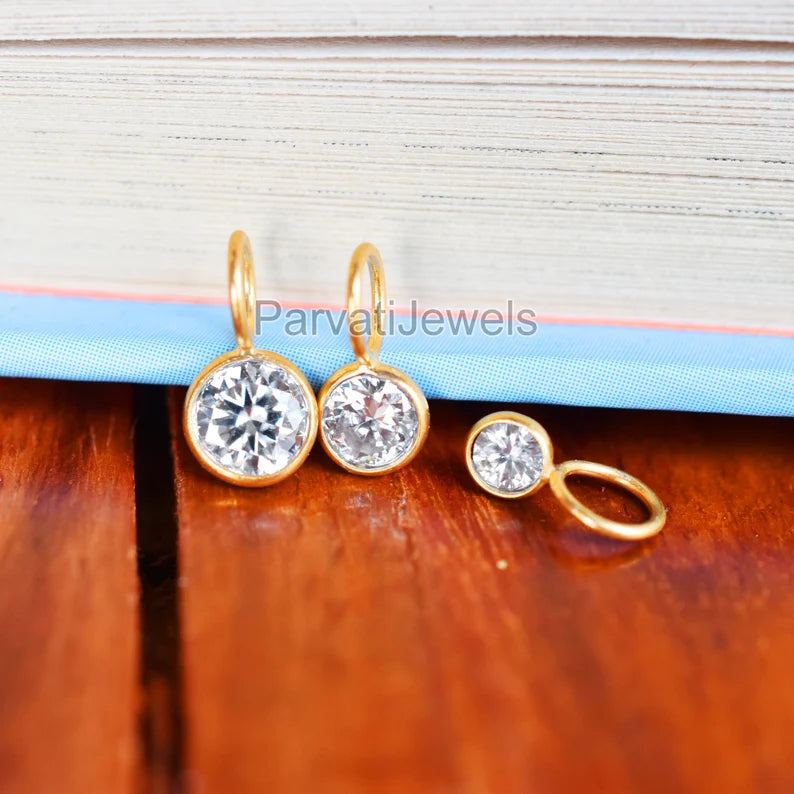 Natural Moissanite Charm, Moissanite Charm, 18k Solid Gold Charm, Gold Charm, Charm Pendant, Charm Necklace, Handmade Gold Charm