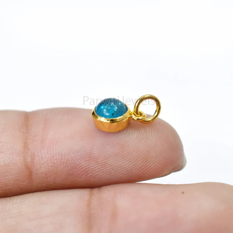 Natural Neon Apatite 18K Solid Gold Charm Pendant Jewelry, Solid Gold Charm, Apatite Gemstone Charm, Gold Charm, Handmade Gold Charm