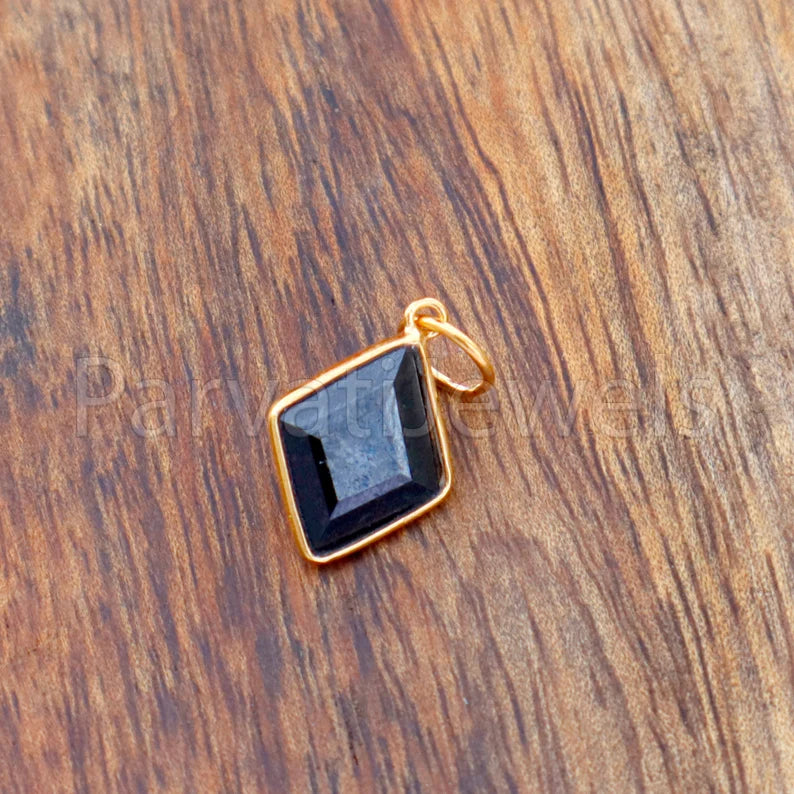 Black Onyx Charm, 18k Solid Gold Charm, Natural Black Onyx Charm, Gold Charm, Charm Pendant, Gold Charm Necklace, Handmade Gold Charm