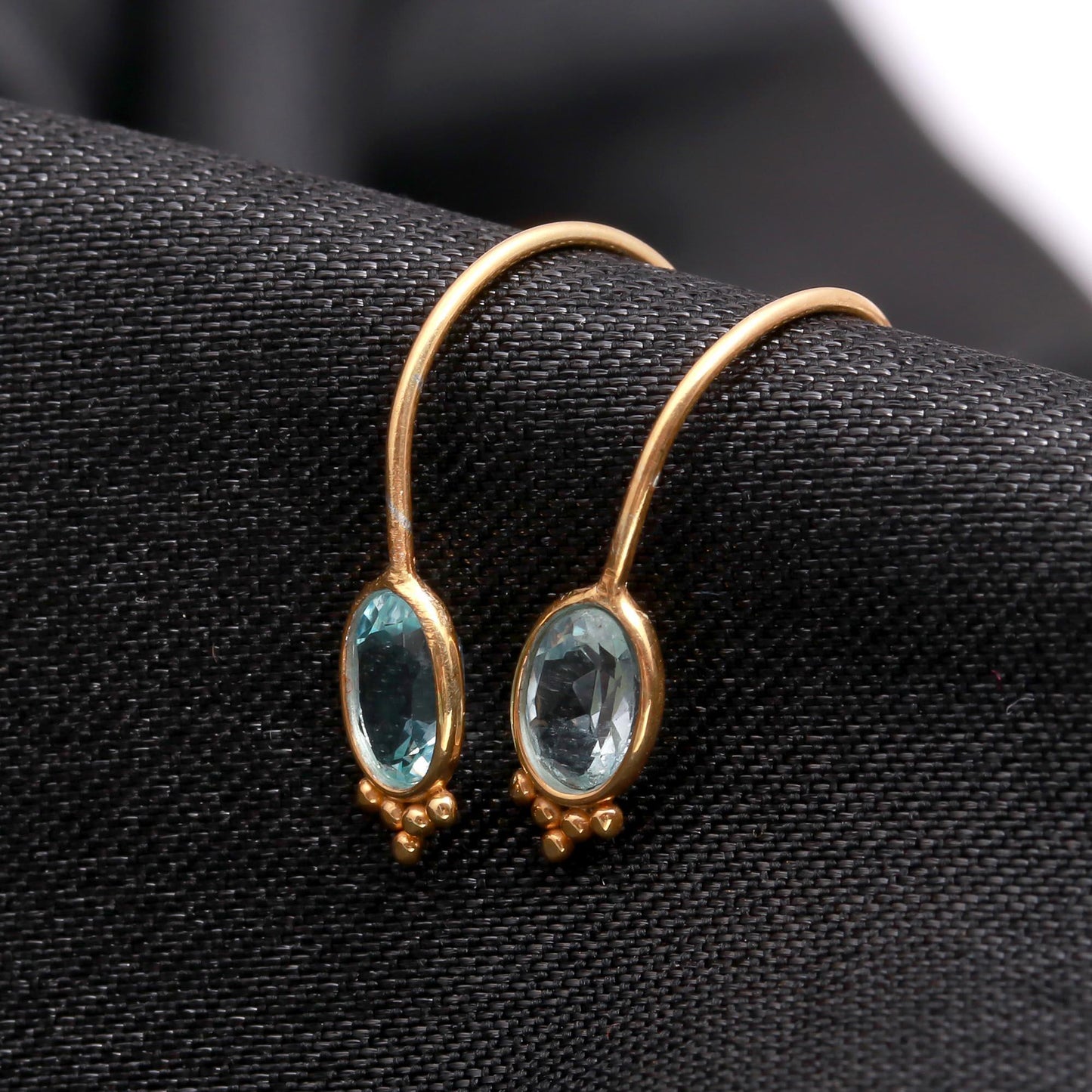 AA Natural Blue Topaz Hoop Earring, Solid 18k Gold Earrings, Blue Topaz Earring, Birthstone Earring, Partywear Hoop Earring, Gold Earrings