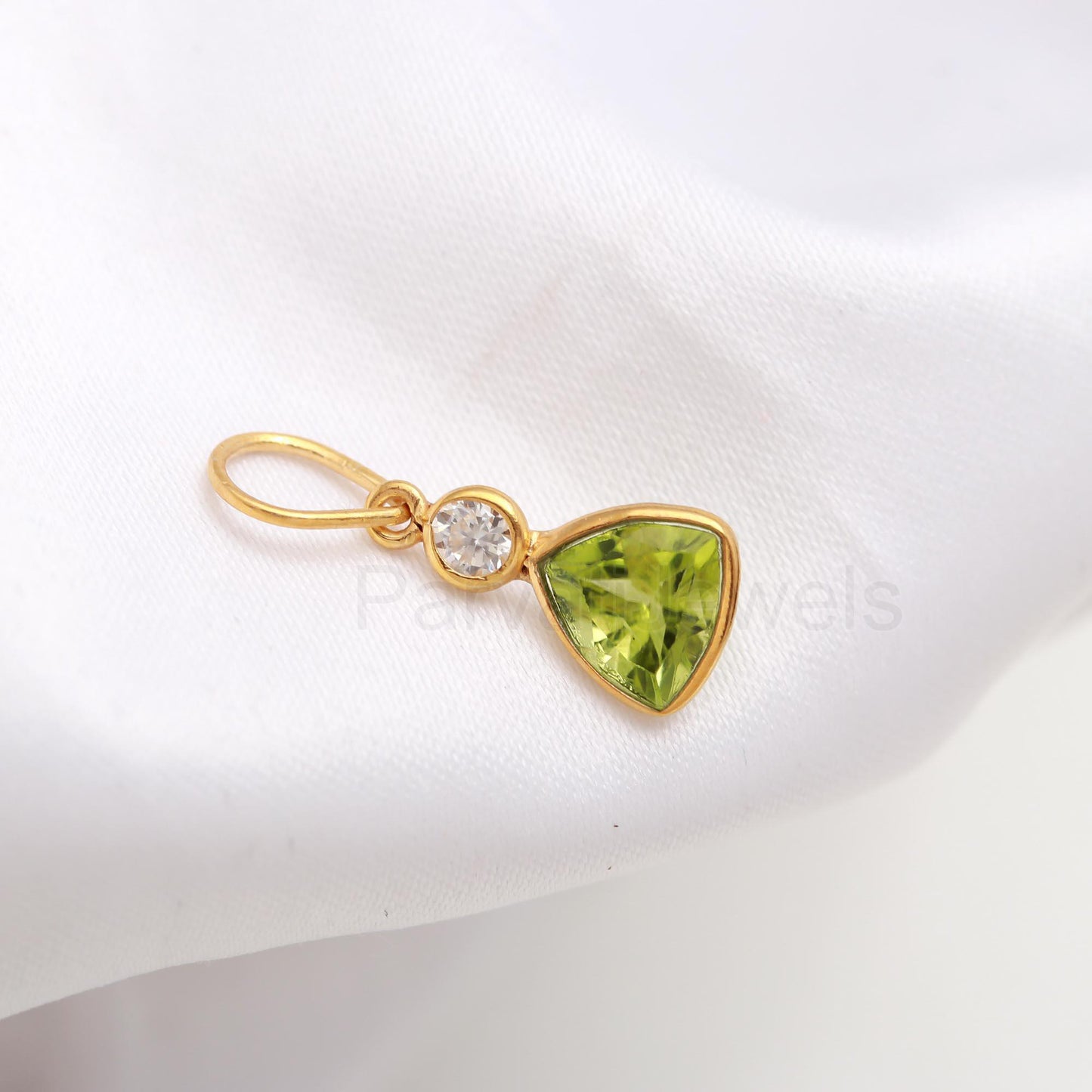 Natural Peridot Moissanite Charm, 18k Solid Gold Charm, AA Peridot Charm Pendant, Moissanite Gold Charm, Charm Pendant, Handmade Gold Charm