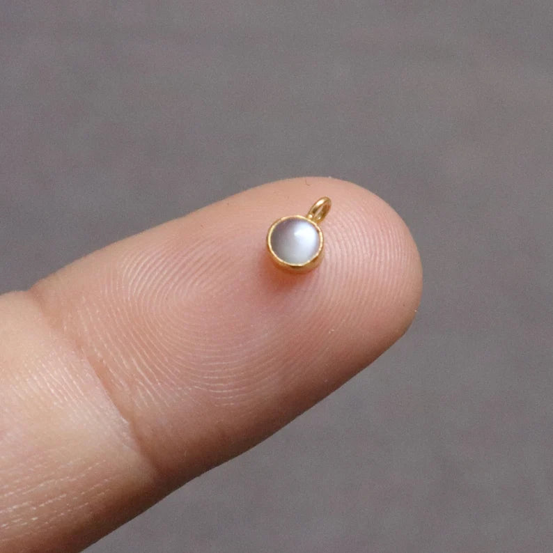 Natural Gray Moonstone Gemstone Solid 18k Gold Charm, Gold Charm, Moonstone Charm Pendant, Charm pendant, Handmade Charm Pendant, Gift For her Charm