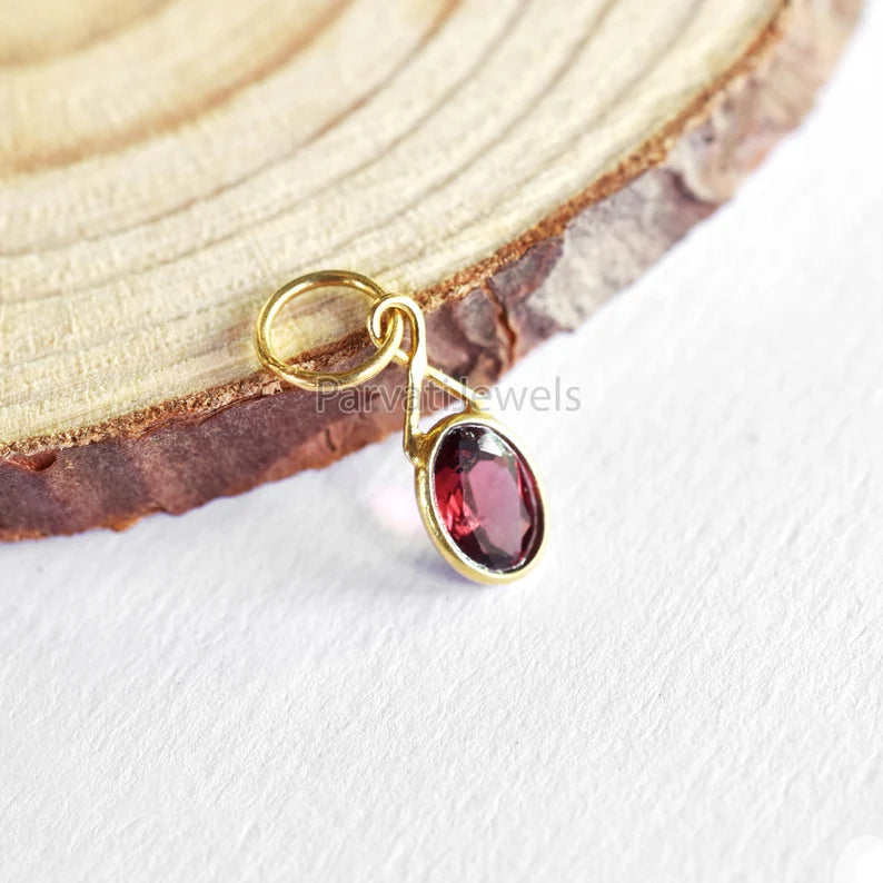 18K Solid Gold Garnet Gemstone Charm, 18K Solid Gold Charm, Natural Garnet Charm, Gold Charm, Charm Pendant, Charm Necklace, Gift Jewelry