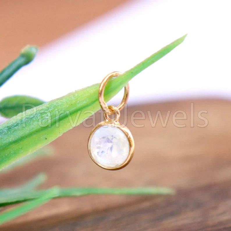 Rainbow Moonstone Charm, 18k Solid Gold Charm, Natural Moonstone Charm, Gold Charm, Charm Pendant, Charm Necklace, Handmade Gold Charm