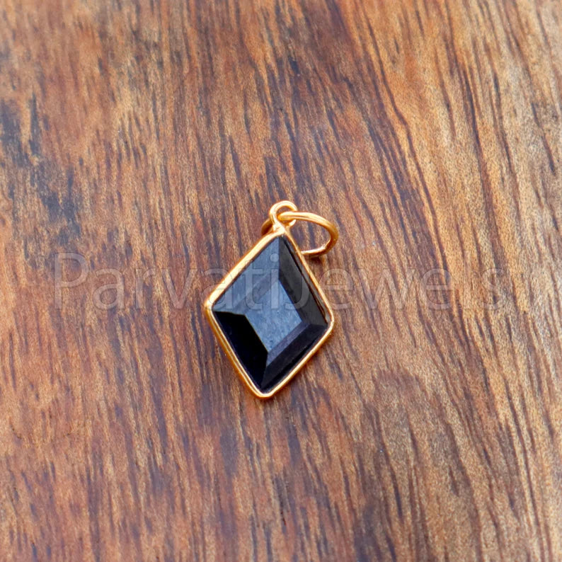 Black Onyx Charm, 18k Solid Gold Charm, Natural Black Onyx Charm, Gold Charm, Charm Pendant, Gold Charm Necklace, Handmade Gold Charm