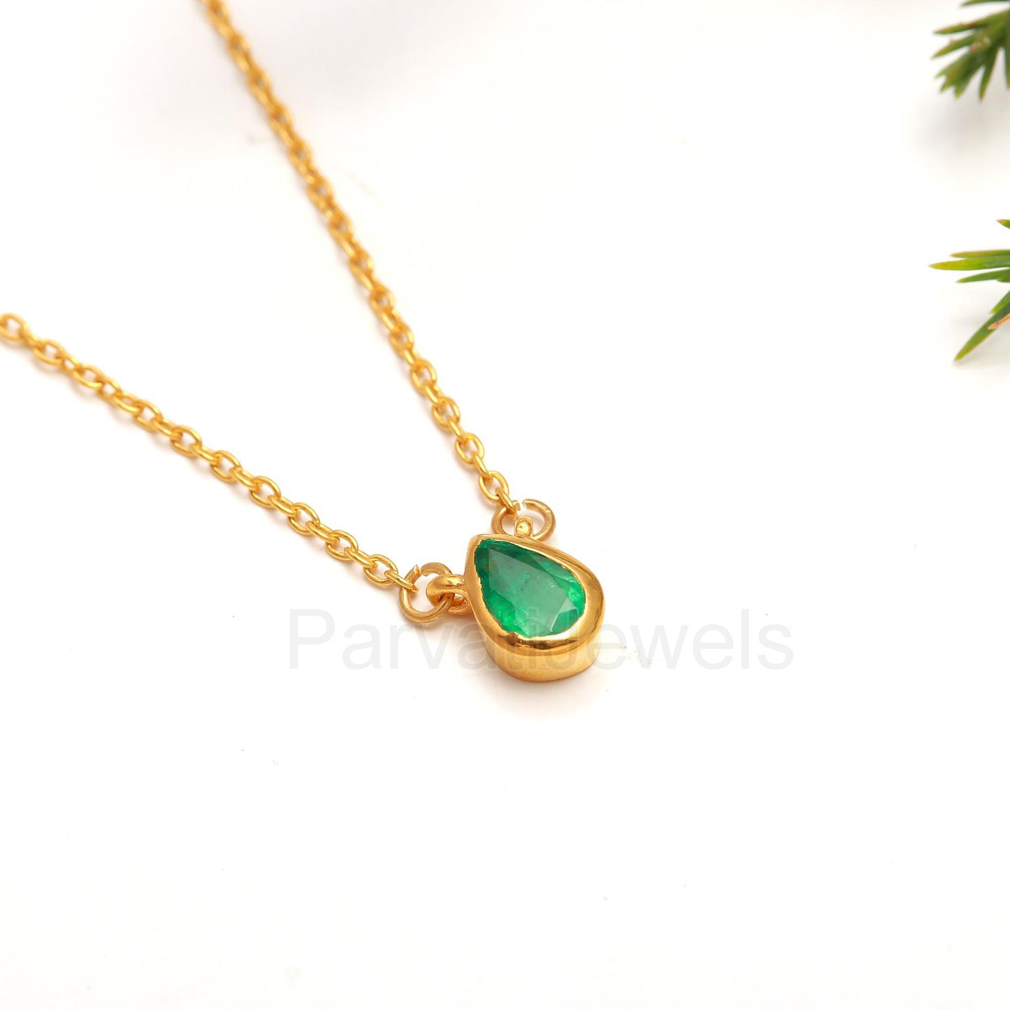 Natural Emerald Necklace, Solid 18k Gold Pendant Necklace, Natural Emerald Gold Necklace, Gold Pendant Necklace, Handmade Gold Necklace