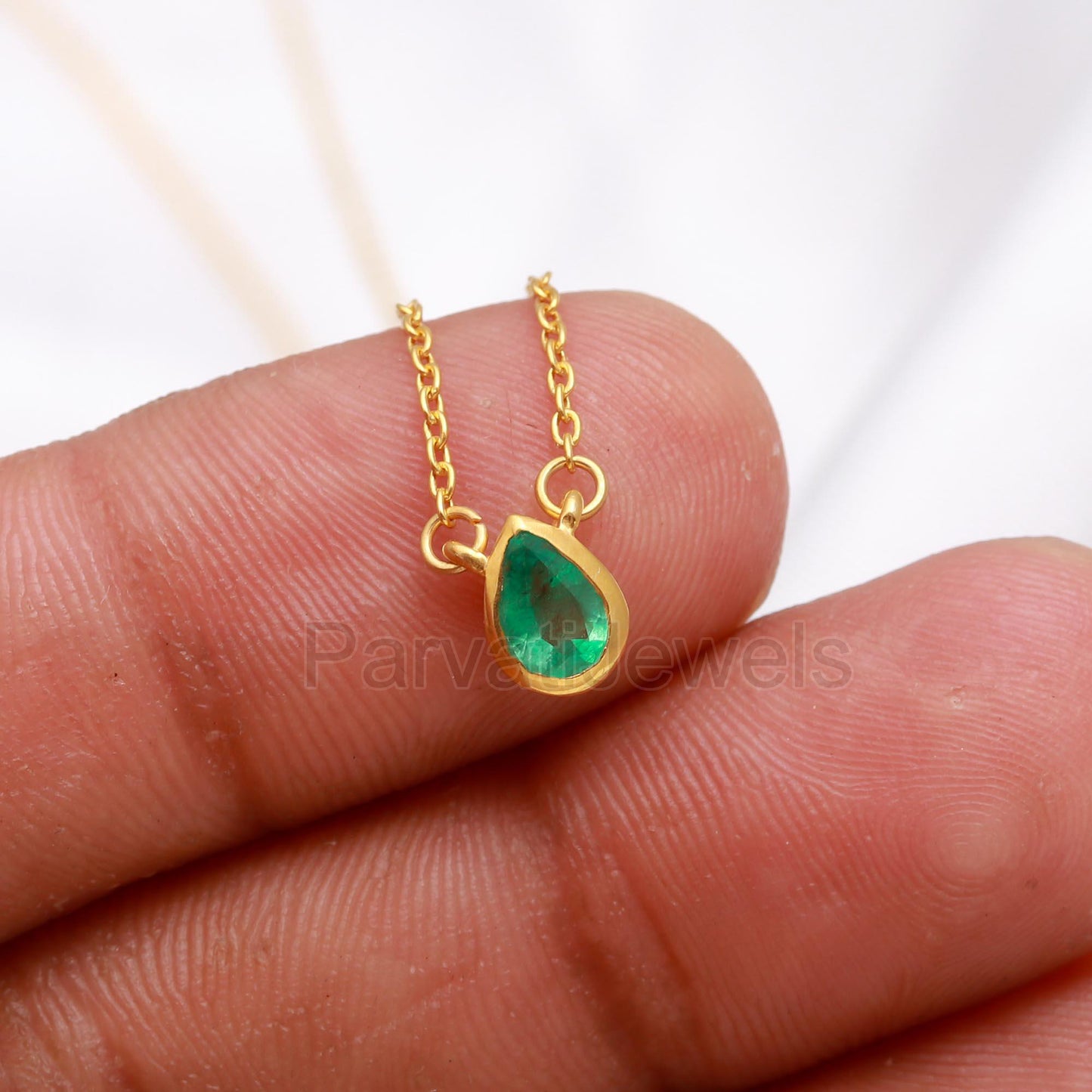 Natural Emerald Necklace, Solid 18k Gold Pendant Necklace, Natural Emerald Gold Necklace, Gold Pendant Necklace, Handmade Gold Necklace