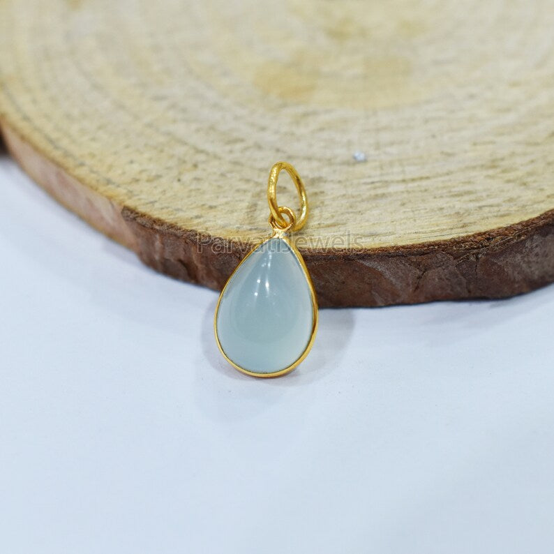 Natural White Chalcedony Solid Gold 18K Charm, 18k Solid Gold Charm, Tear Drop Shape Chalcedony Gold Charm, Handmade Charm For Gifting