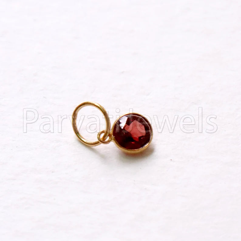 Garnet Charm, 18k Solid Gold Charm, Natural Garnet Charm, Gold Charm, Charm Pendant, Charm Necklace, Handmade Gold Charm