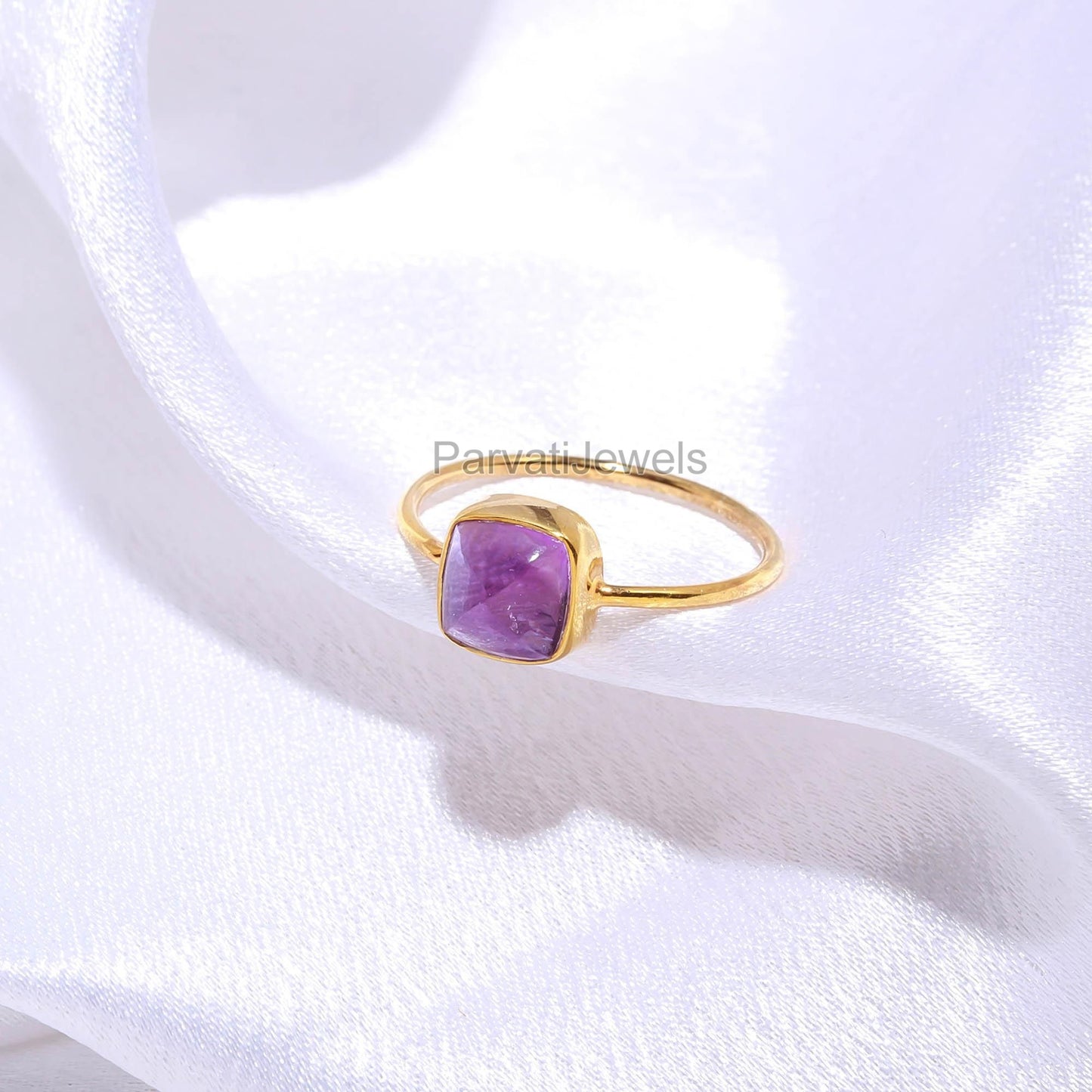 Natural Amethyst Pyramid Shaped Gold Ring, Dainty Gold Ring, Handcrafted Gold Ring, Gift for her, February Birthstone, 18K Solid Gold Ring