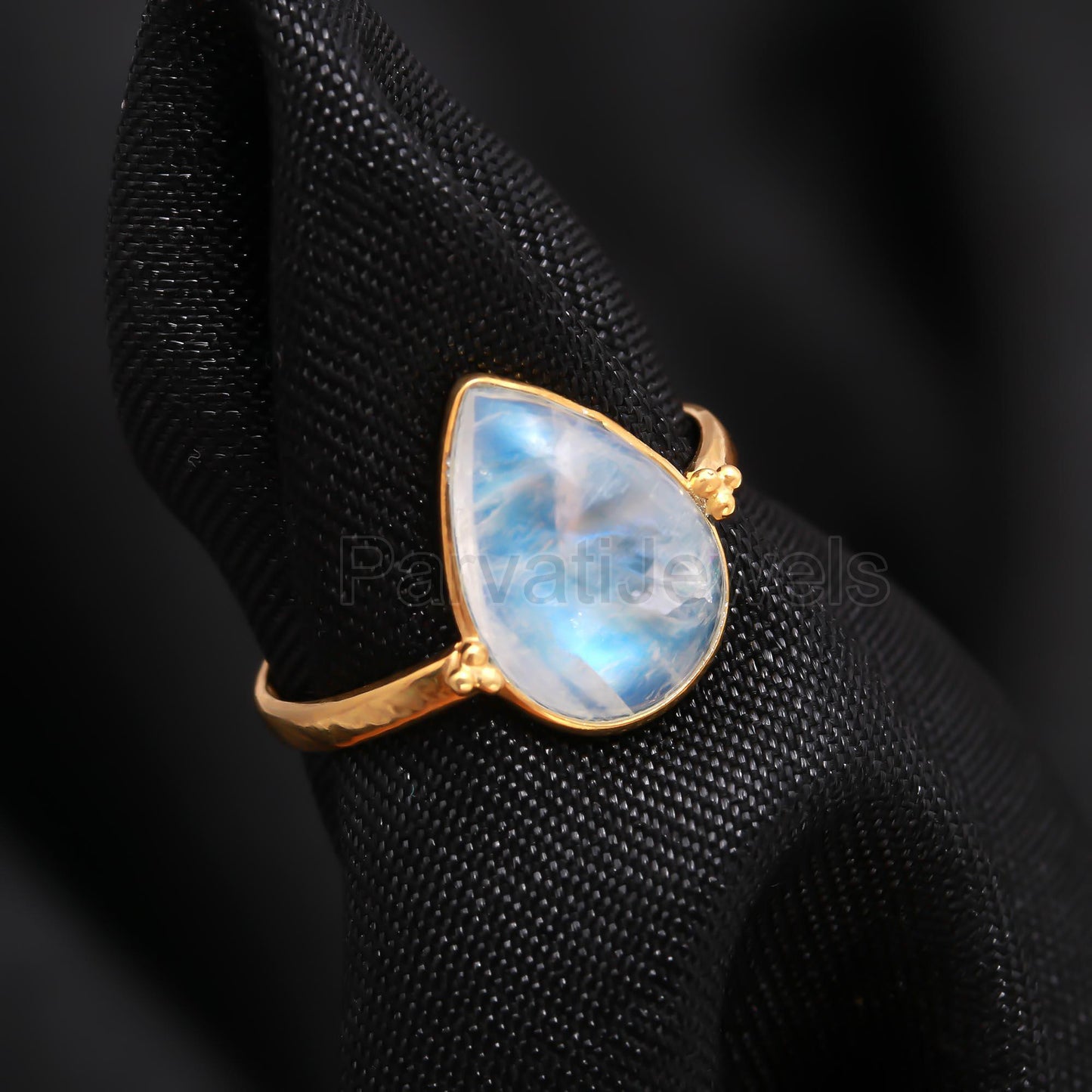 Natural Blue Moonstone Ring, 18k Solid Gold Ring, Handmade Gold Ring, Rainbow Moonstone Gold Ring, Minimalist Gold Ring, Christmas Gift Ring