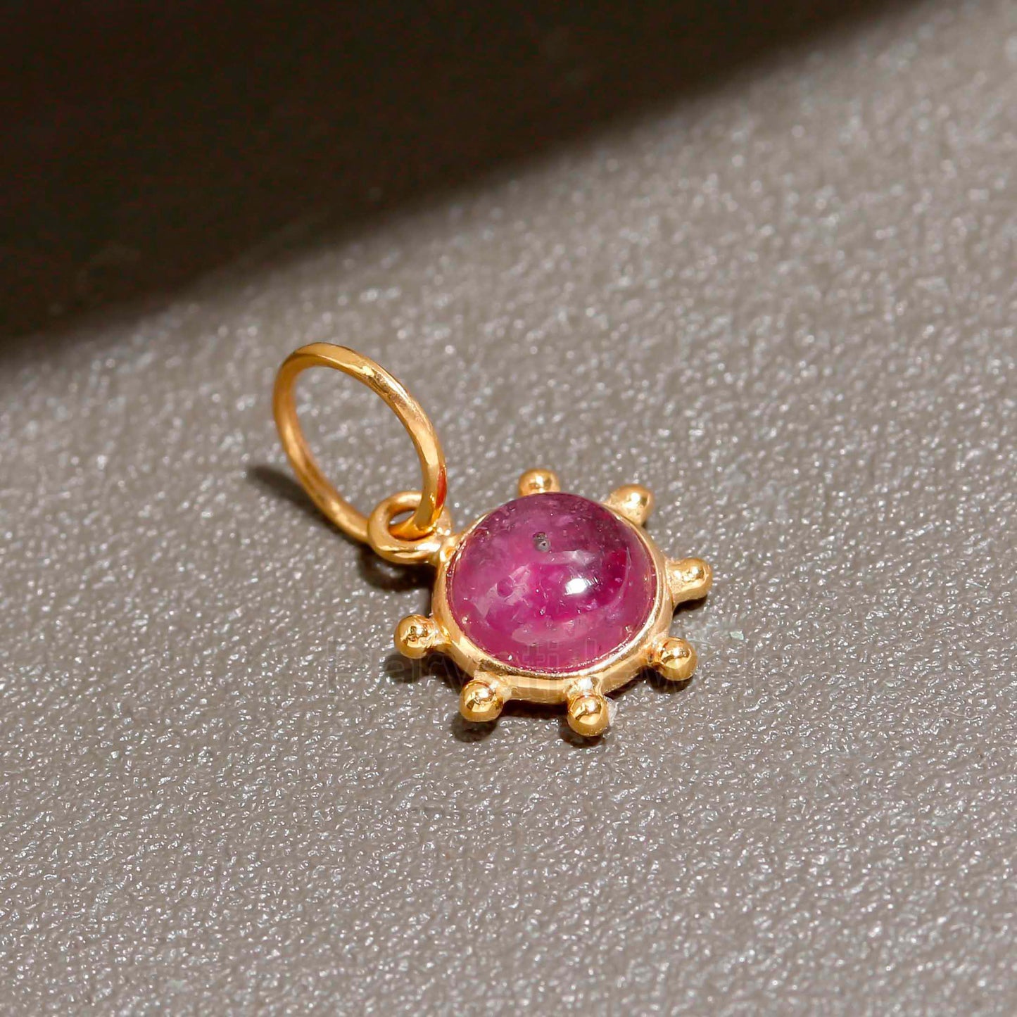 Natural Ruby Charm, Solid 18K Gold Charm, Handmade Gold Charm, Charm Pendant, Ruby Charms, Minimalist Pendant, Natural Ruby Charms Necklace