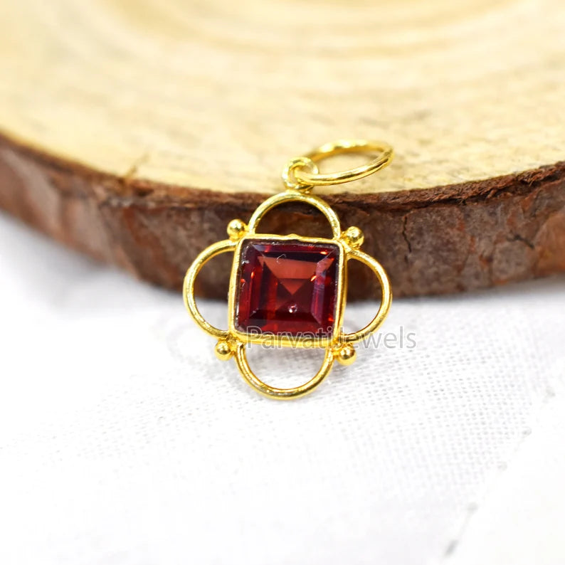 Natural Garnet Charm, 18k Solid Gold Charm, Natural Garnet Charm, Gold Charm, Charm Pendant, Charm Necklace, Handmade Gold Charm For Gifting