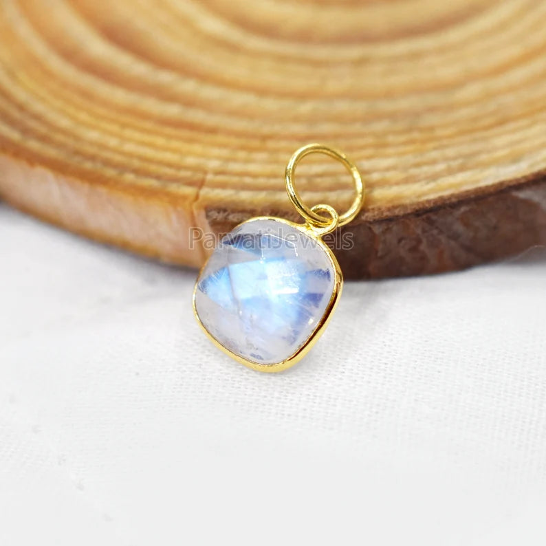 Natural Rainbow Moonstone 18k Solid Gold Charm Pendant Jewelry, Natural Blue Moonstone Charm, 18K Solid Gold Charm, Charm Pendant, Handmade Gold Charm Jewelry