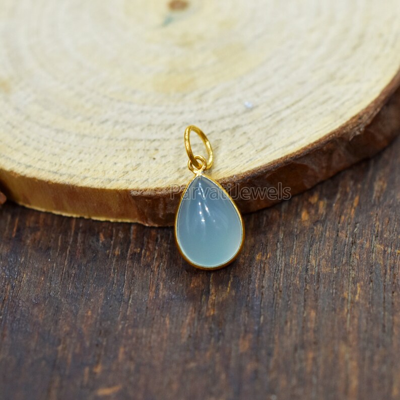 Natural White Chalcedony Solid Gold 18K Charm, 18k Solid Gold Charm, Tear Drop Shape Chalcedony Gold Charm, Handmade Charm For Gifting
