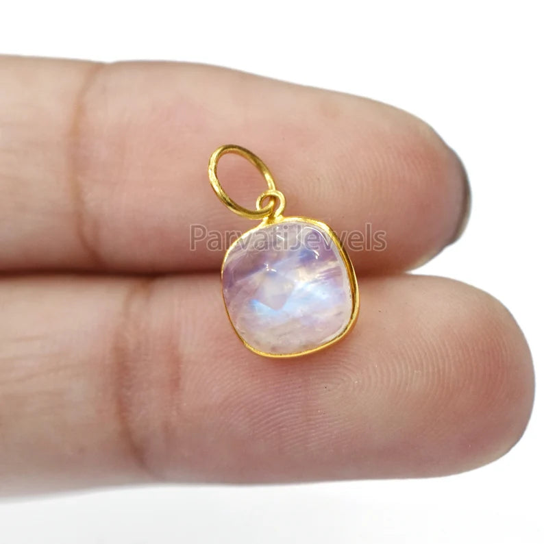 Natural Rainbow Moonstone 18k Solid Gold Charm Pendant Jewelry, Natural Blue Moonstone Charm, 18K Solid Gold Charm, Charm Pendant, Handmade Gold Charm Jewelry