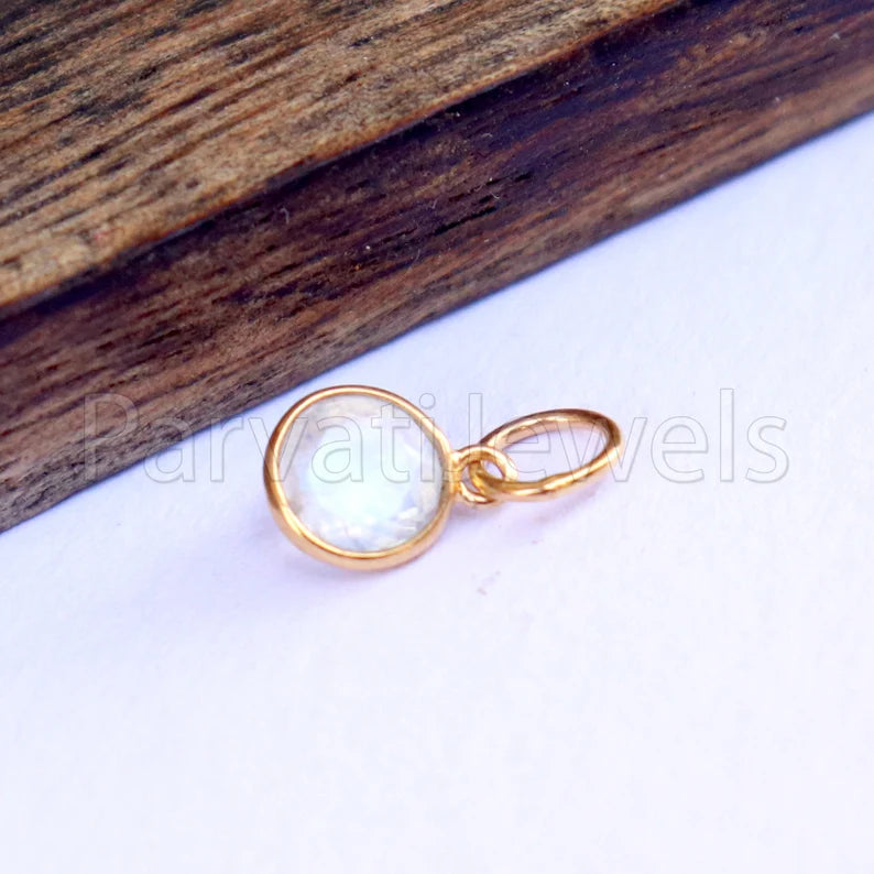 Rainbow Moonstone Charm, 18k Solid Gold Charm, Natural Moonstone Charm, Gold Charm, Charm Pendant, Charm Necklace, Handmade Gold Charm