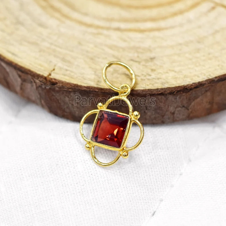 Natural Garnet Charm, 18k Solid Gold Charm, Natural Garnet Charm, Gold Charm, Charm Pendant, Charm Necklace, Handmade Gold Charm For Gifting