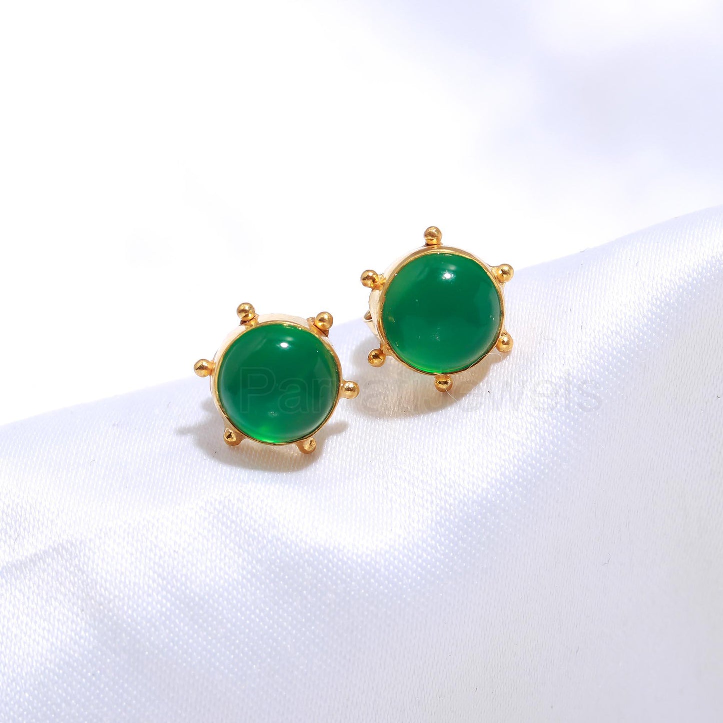 Natural Green Onyx Stud Earrings, Solid 14k & 18k Gold Stud Earrings, Green Onyx Gold Earrings, Gold Stud Earrings, Handmade Gold Earrings