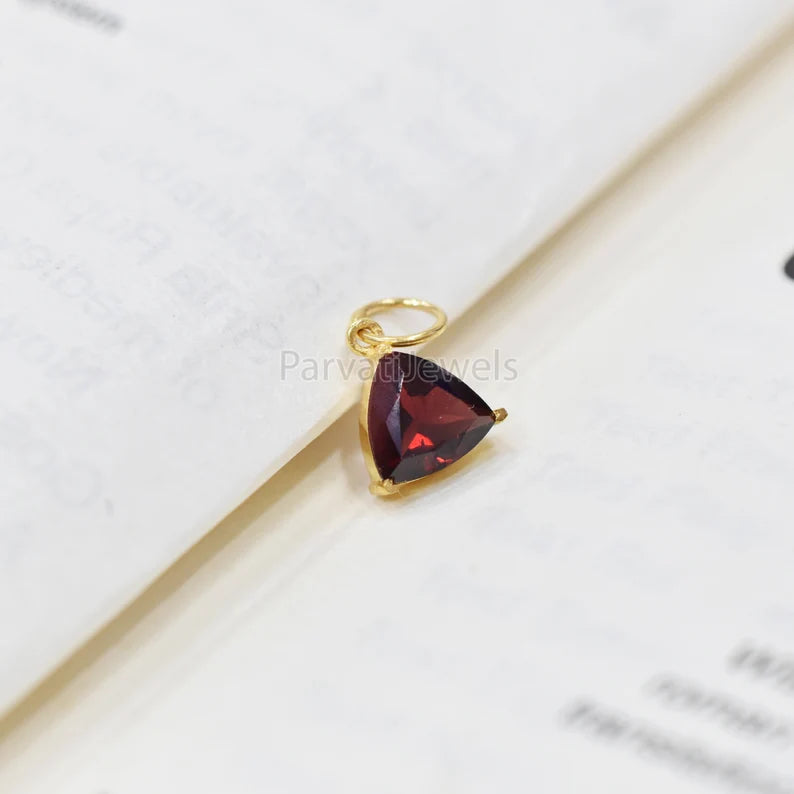 Natura Solid Gold Garnet Charm, 18k Solid Gold Charm, Prong Setting Jewelry, Gold Charm, Charm Pendant, Handmade Gold Charm, Gift for Her