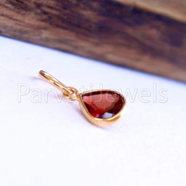 Natural Garnet Charm, 18k Solid Gold Charm, Natural Garnet Charm, Gold Charm, Charm Pendant, Charm Necklace, Handmade Gold Charm