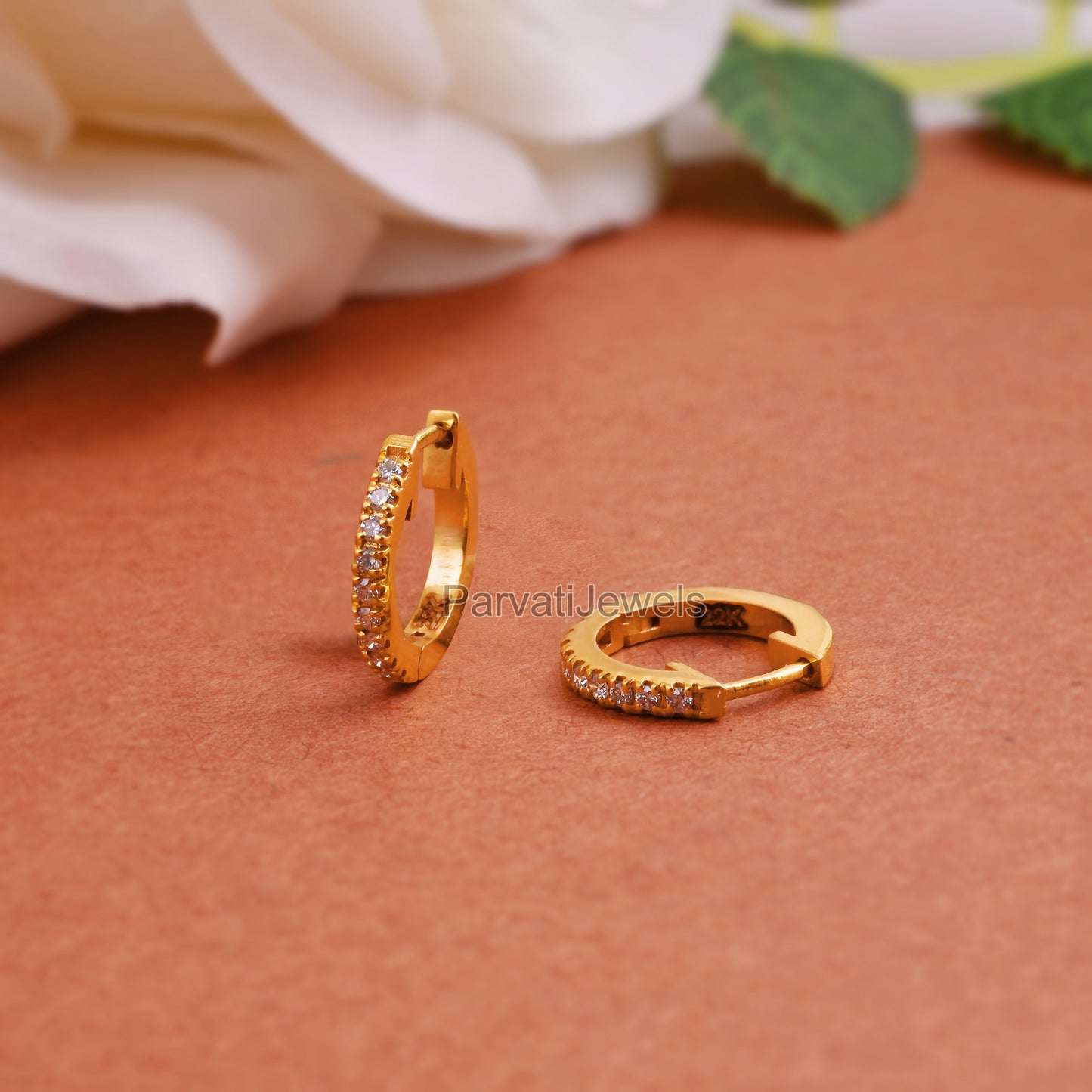 14K & 18K Solid Gold Diamond Earring, Round Graduated Huggie Hoop Earrings, 18K Solid Gold Earrings, Gift For Her