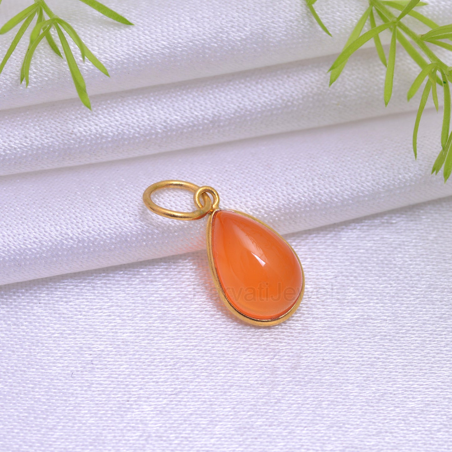 Natural Carnelian Charm, Solid 18k Gold Charm, Handmade Charm Pendant, Carnelian Charm, Solid Gold Charm, Charm Pendant,Partywear Gold Charm