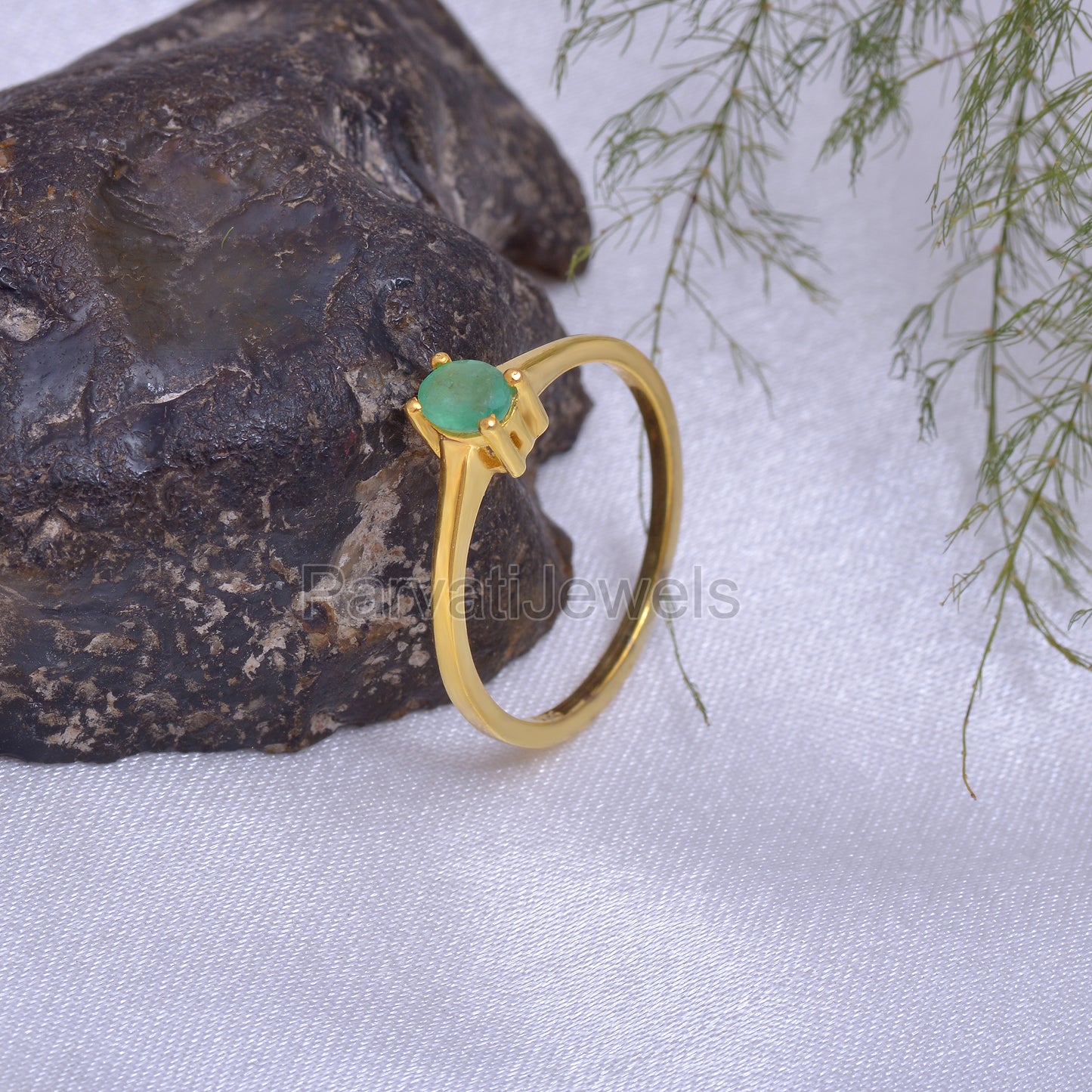 Natural Emerald Eternity Band Ring, Solid 18k Gold Emerald Ring, Handmade Ring, Emerald Ring, May Birthstone Ring, Genuine Emerald, 18KGOLD