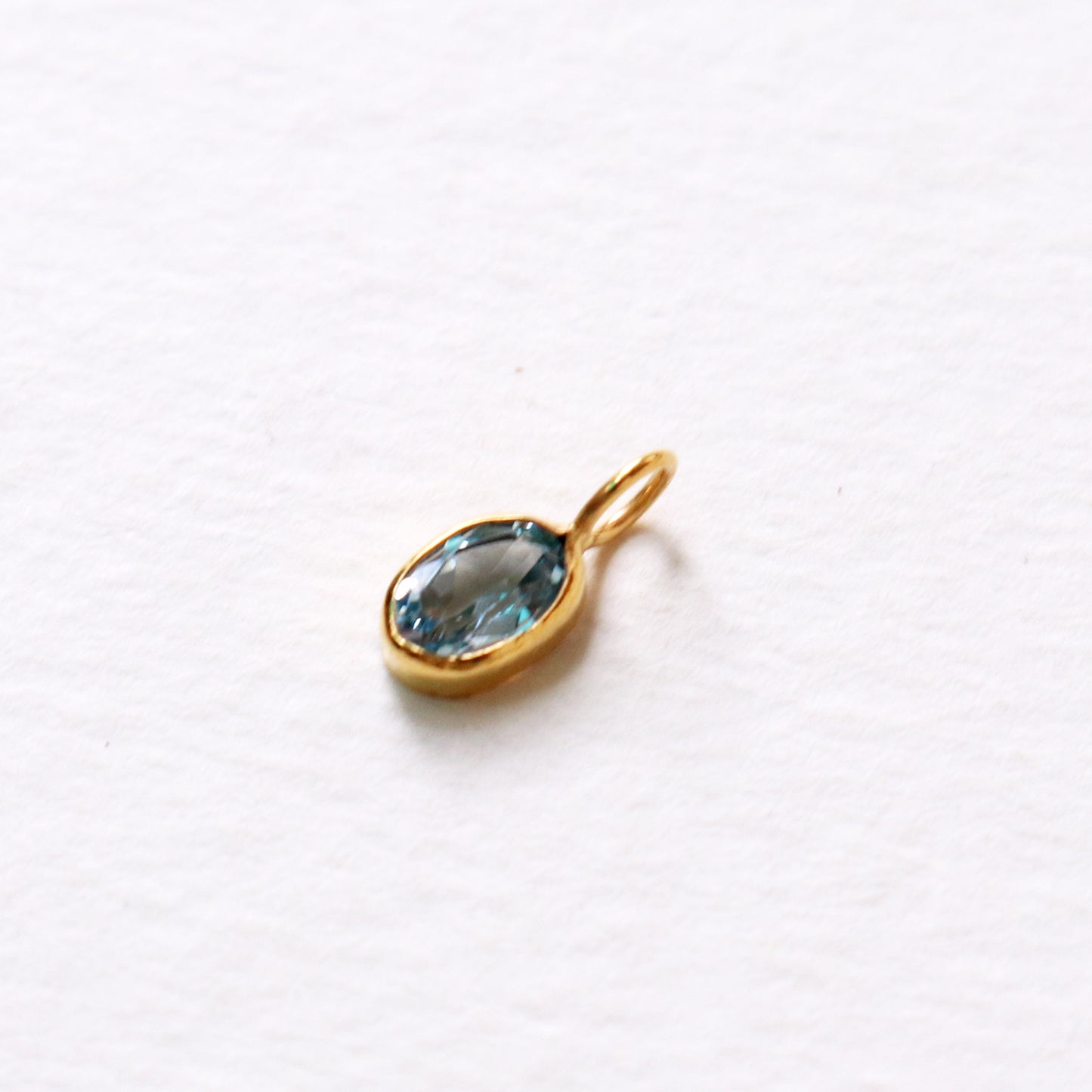 Blue Topaz Charm, 18k Solid Gold Charm, Natural Blue Topaz Charm, Gold Charm, Charm Pendant, Charm Necklace, Handmade Gold Charm