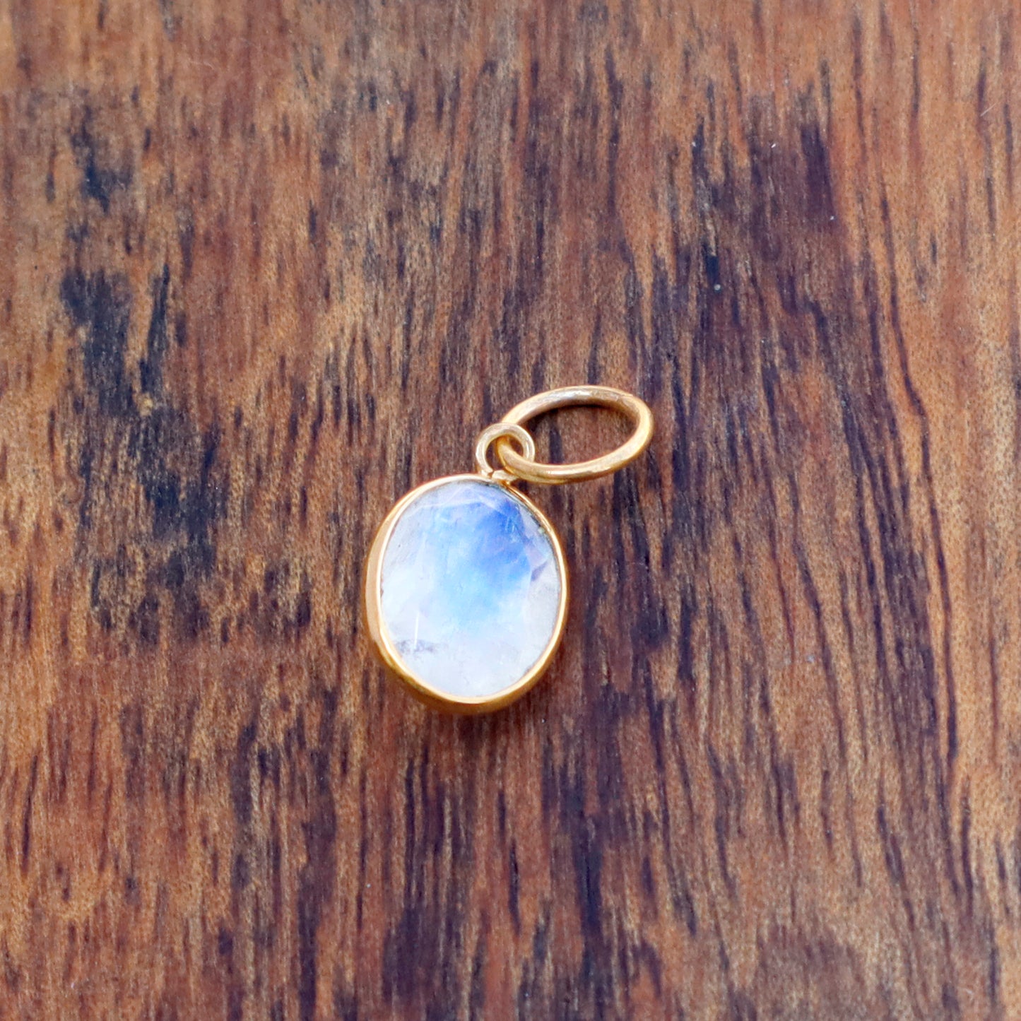 Rainbow Moonstone Charm, 18k Solid Gold Charm, Natural Moonstone Charm, Gold Charm, Charm Pendant, Charm Necklace, Handmade Gold Charm