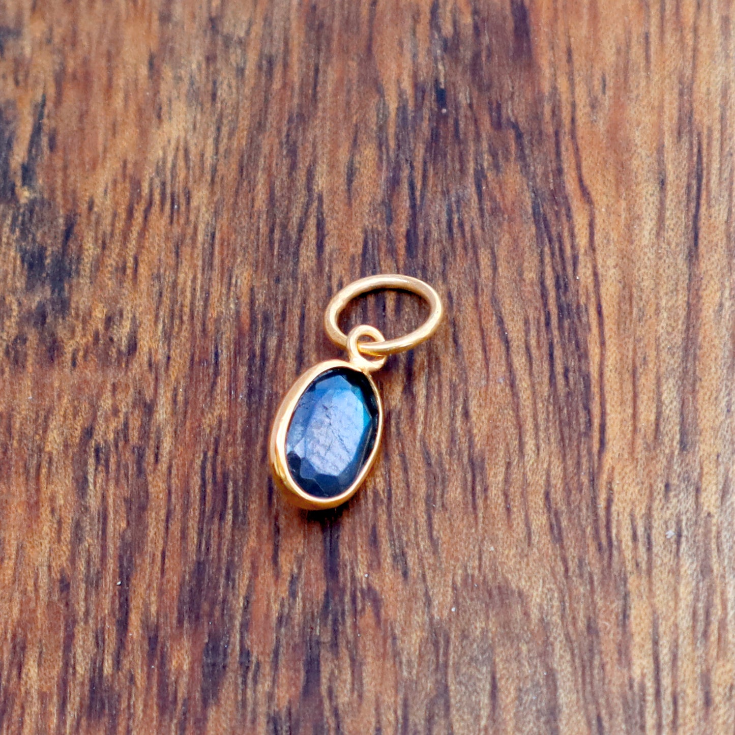 Faceted Labradorite Charm, Labradorite 18k Solid Gold Charm, Labradorite Charms, Gold Charm, Charm Pendant, Charm Necklace, Handmade Charm