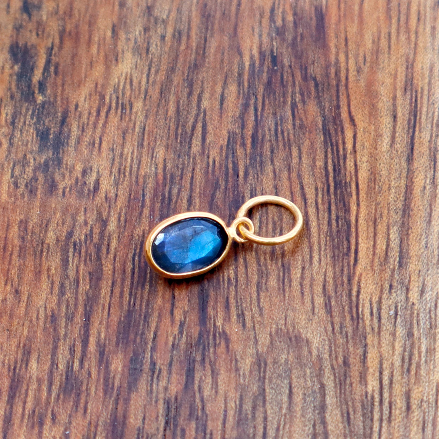 Faceted Labradorite Charm, Labradorite 18k Solid Gold Charm, Labradorite Charms, Gold Charm, Charm Pendant, Charm Necklace, Handmade Charm