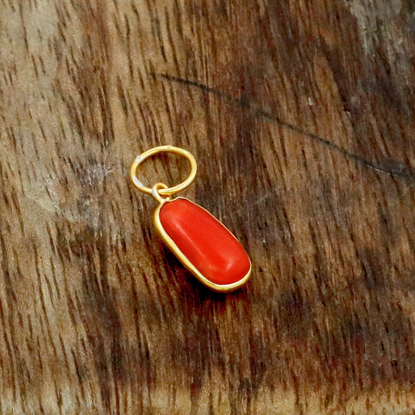 Red Coral Charm, 18k Solid Gold Charm, Natural Coral Charm, Coral Charms, Handmade Gold Charm, Coral Solid Gold Charm, Charm Pendant, Gold Charms Pendant