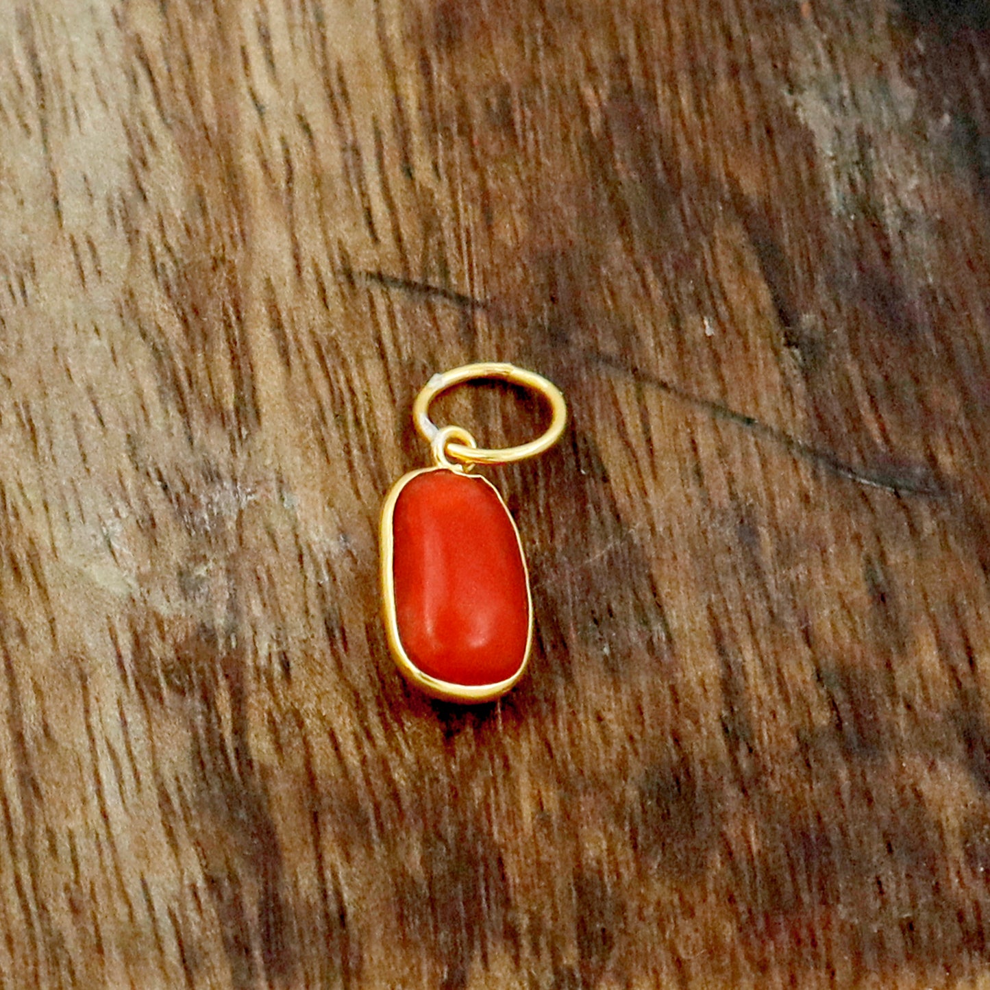 Red Coral Charm, 18k Solid Gold Charm, Natural Coral Charm, Coral Charms, Handmade Gold Charm, Coral Solid Gold Charm, Charm Pendant, Gold Charms Pendant