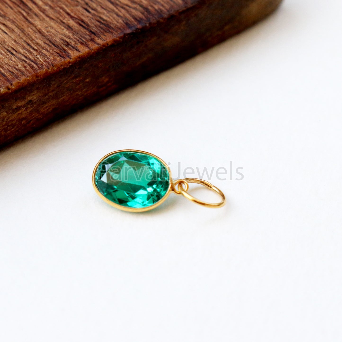Emerald Charm, 18k Solid Gold Charm, Lab Created Emerald Charm, Emerald Solid Gold Charm, Charm Pendant, Charm Necklace, Handmade Gold Charm