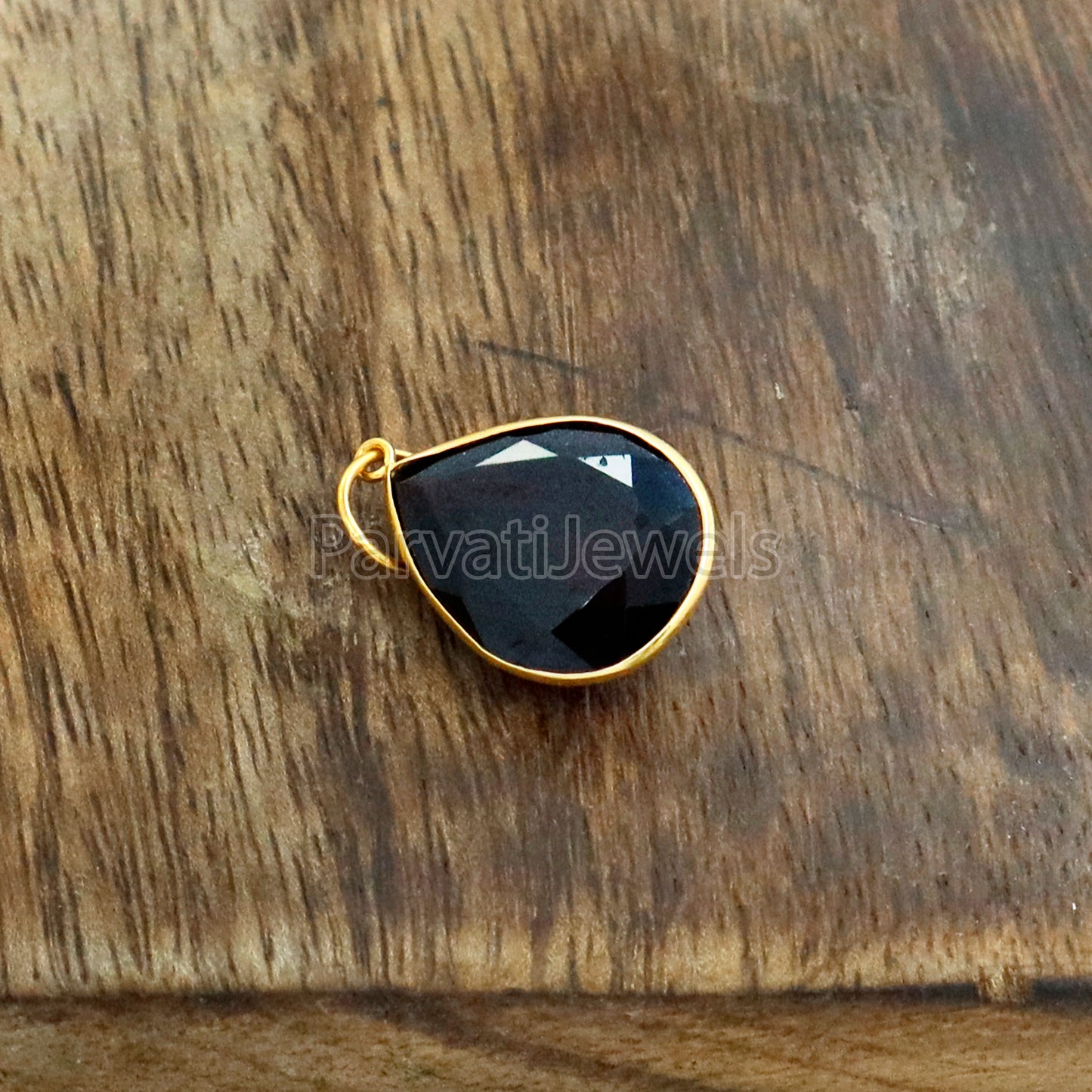 Garnet Charm, 18k Solid Gold Charm, Natural Garnet Charm, Gold Charm, Charm Pendant, Charm Necklace, Handmade Gold Charm