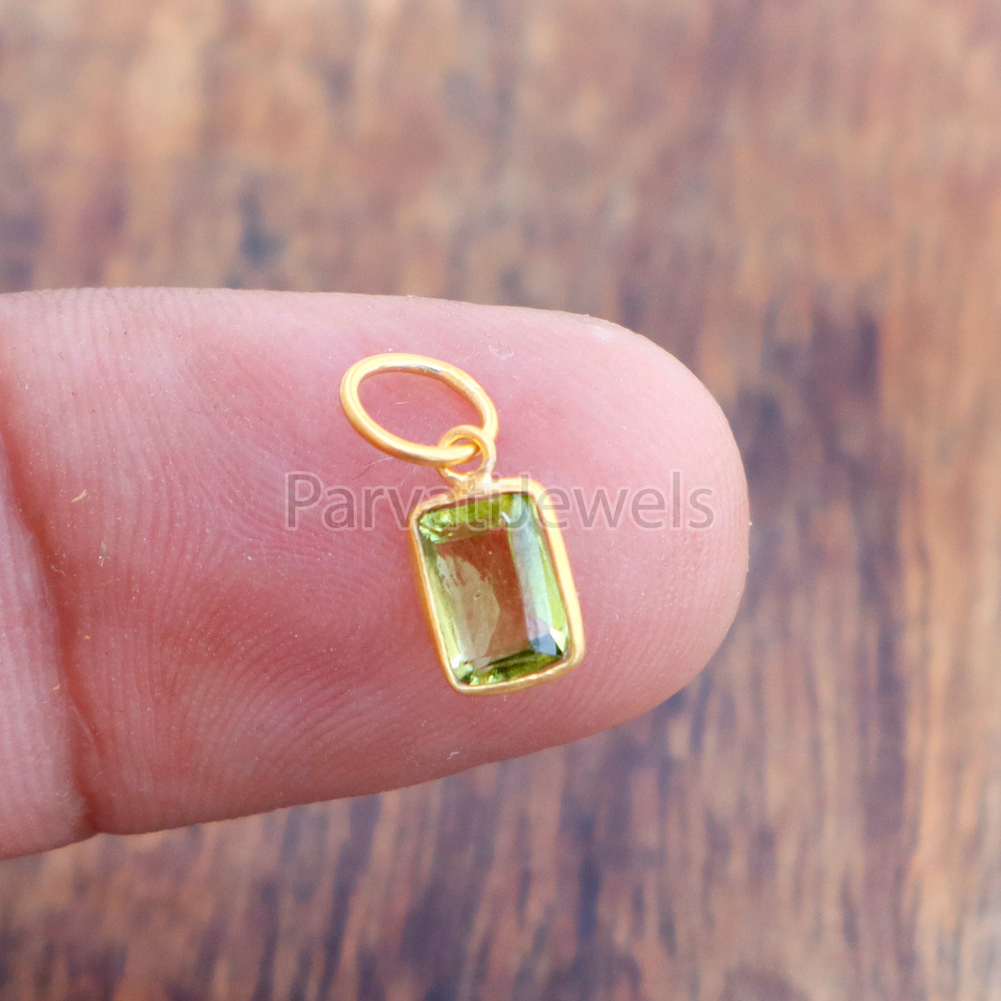 Peridot Charm, 18k Solid Gold Charm, Natural Peridot Charm, Gold Charm, Charm Pendant, Charm Necklace, Handmade Gold Charm, Gift for Her